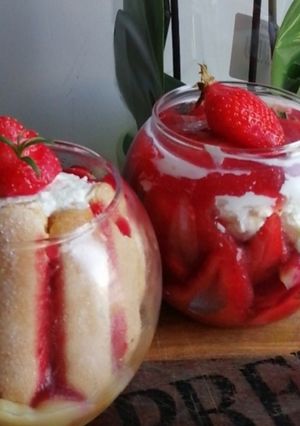 Une photo de Charlotte en verrine 🍓