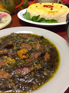 عکسی از دستور خورشت آلو اسفناج با گوشت گوسفندی