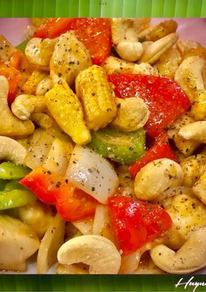 Hình của món Gà Cung Bửu (Kung Pao Chicken).