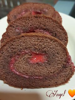 Foto resep Bolu Gulung Strawberry Keto /Fluorless