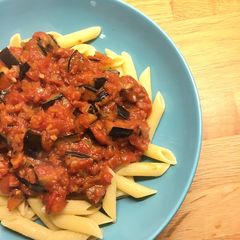 A picture of Tomato and Aubergine Pasta Sauce.