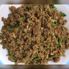 A picture of Spicy samosa filling.