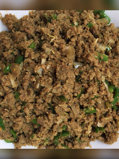 A picture of Spicy samosa filling.