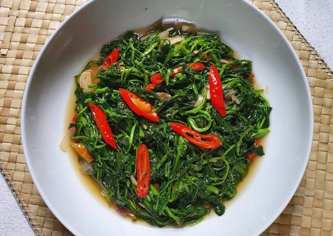 Resep Tumis Selada Air Terasi Oleh Thea Priestiashanti Cookpad