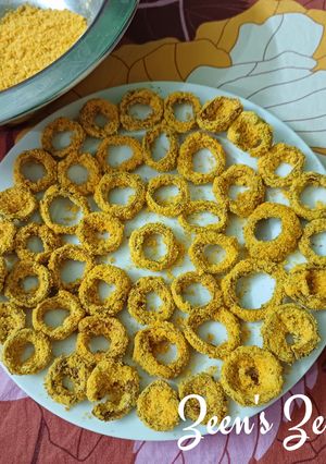 A picture of Teasel Gourd Chips with Coconut flour.