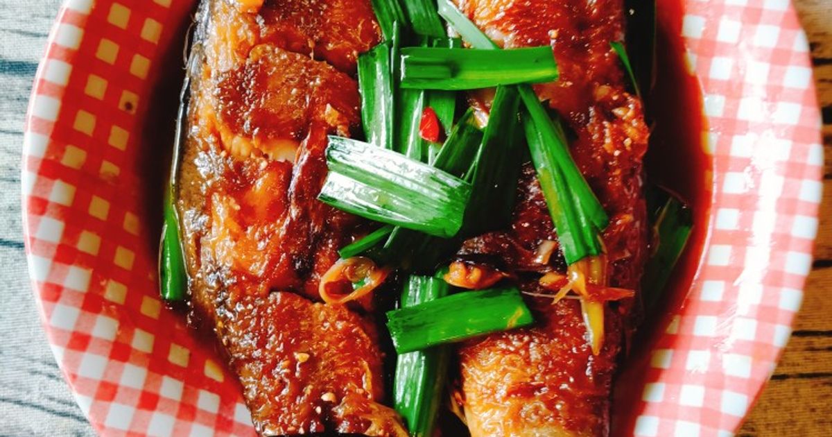 台灣第一魚「午仔魚」5 種神級吃法！掌握這招，煎魚不破皮