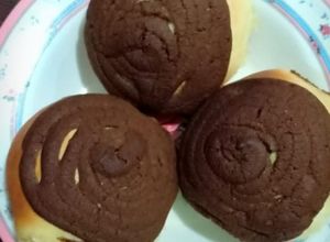 Foto resep Roti Boy, lumayanlah praktek perdana meski topingnya jelek