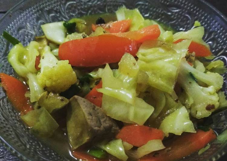 Bagaimana memasak Capcay ampela ati ayam simpel yang Enak Banget