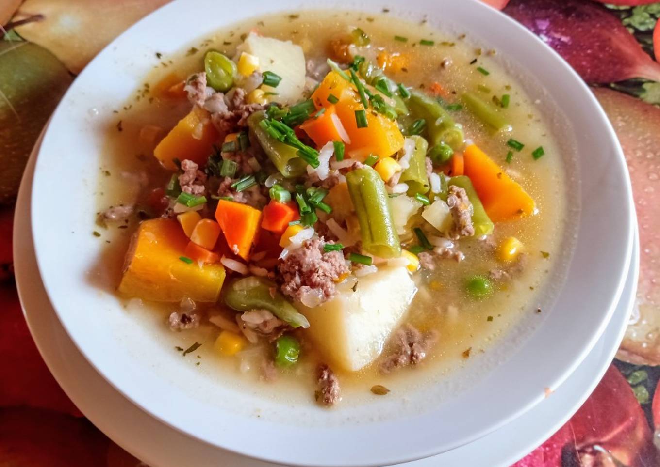 Carbonada o carbonara con carne molida