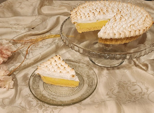 Una foto de Lemon pie cremoso con merengue italiano 🍋