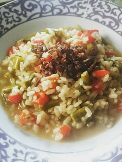 Una foto de Arroz meloso de verduras
