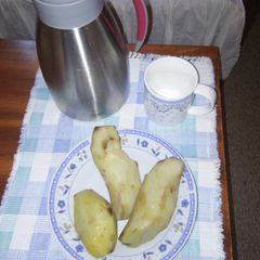 A picture of Boiled sweet potatoes (mabwoni).