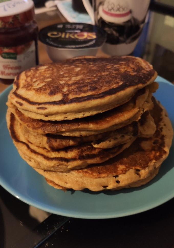 Una foto de Tortitas de avena y plátano