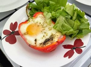 Una foto de Morrón relleno saludable