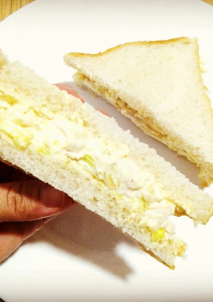 Una foto de Sándwich de pollo