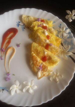 A picture of Paneer stuff mini omelette.
