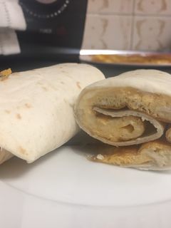 Una foto de Fajita de tortilla francesa y queso Cabra con toque crujiente