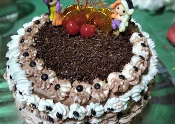 Birthday cake simple dadakan - cookandrecipe.com