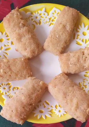 Sajtos rúd barna rizslisztből mindenmentesen recept fotója
