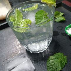 A picture of Fresh Mint lime.