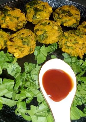 A picture of Spinach vada.