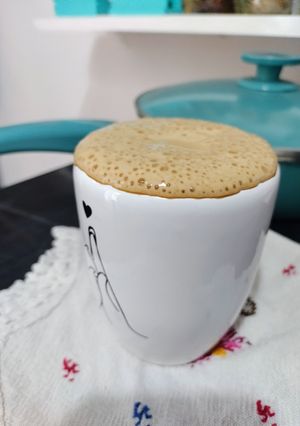 Una foto de Café frío y batido en la licuadora