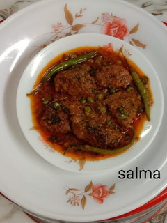 रेसटोरेंनट स्टाइल फिश करी (Fish curry recipe in Hindi) रेसिपी मुख्य फोटो