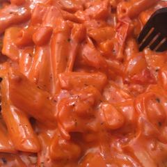 A picture of Red sauce pasta.