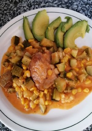 Una foto de Calabacitas con carne de puerco
