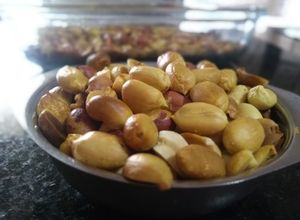 Foto de Amendoim Torrado No Microondas