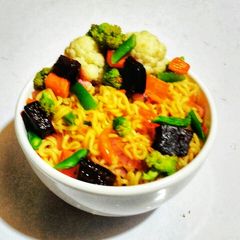 A picture of Noodles and Veggies.