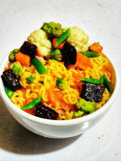 A picture of Noodles and Veggies.
