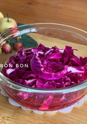 Hình của món Bắp Cải Tím Ngâm Chua.