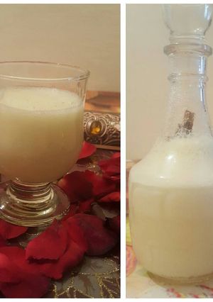 صورة لوصفة عصير الليمون الحامض للدايت مع أعواد القرفة والحبهان أو هيل🍋🍋🍋