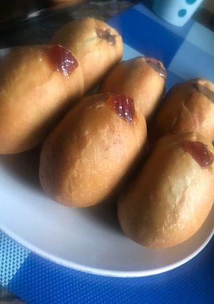 A picture of Filled doughnuts.