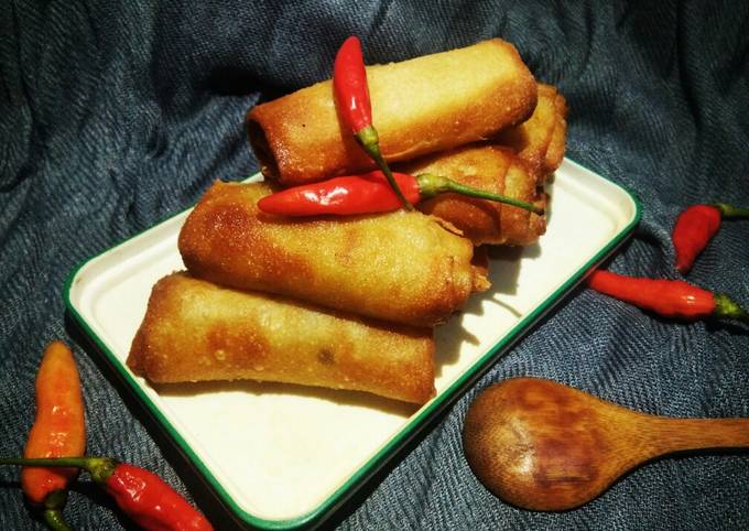 Bagaimana Menyiapkan Lumpia Jipang Wortel + ebi murah meriah yang Lezat