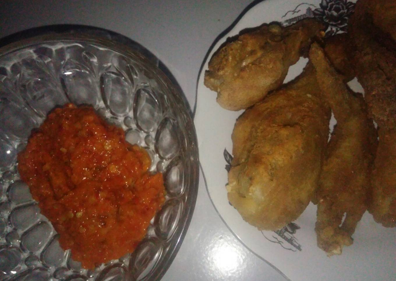 Ayam goreng sambal bawang