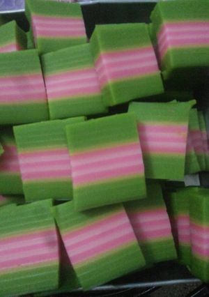 Foto resep Kue lapıs#cookpad#pedulı kanker payudara