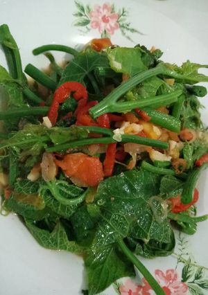 Foto resep Pucuk labu cah terasi🌿