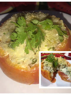 Una foto de Tomates rellenos al horno