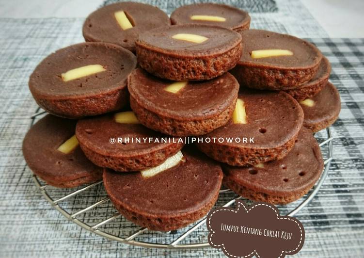 Resep masakan Lumpur Kentang Coklat Keju | Cara Membuat Lumpur Kentang Coklat Keju Yang Enak dan Simpel