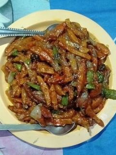 चिल्ली पोटैटो (chilli potato recipe in Hindi) रेसिपी मुख्य फोटो