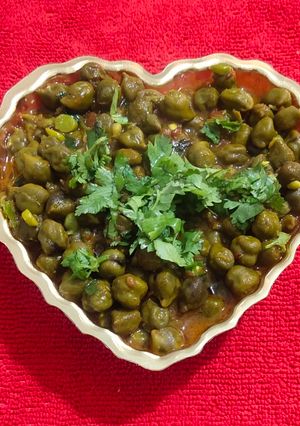 લીલા ચણા નું શાક (Green Chana Shak Recipe In Gujarati) રેસીપી મુખ્ય ફોટો