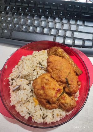 Foto resep Nasi Liwet (Rice Cooker) & Sayap Ayam Goreng Terasi