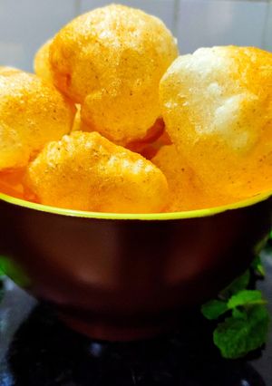 A picture of Puri for panipuri.