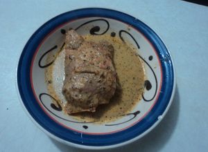 Una foto de Pollo las Correa a las hierbas mexicanas y tomate cherry con tequila. México