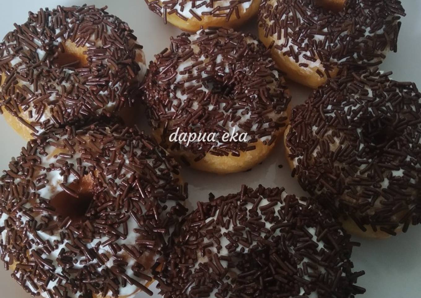 Donat Empuk!