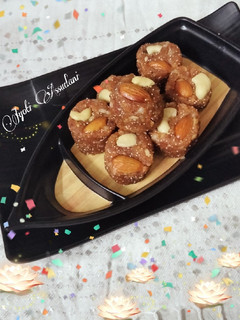 A picture of Dry fruits laddu Energy ladoo.