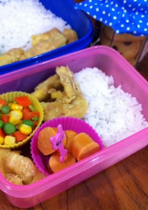 Foto resep Nasi Sosis Telur Crispy