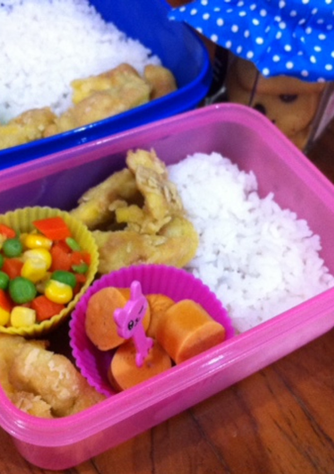 Foto resep Nasi Sosis Telur Crispy